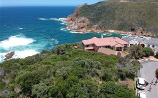 807 m² Land available in The Heads