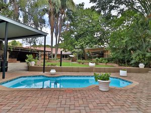 4 Bed House in White River