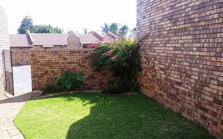 2 Bedroom Simplex in Greenhills