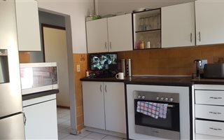 3 Bedroom House in Arboretum