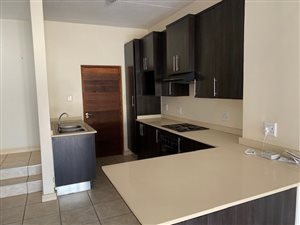 2 Bed Townhouse in Pretorius Park