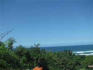 2361 m² Land available in Illovo Beach