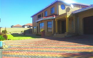 6 Bedroom House in Kagiso