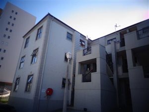 2 Bed Apartment in Sanlamhof