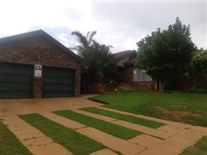 5 Bed House in Hartbeesfontein