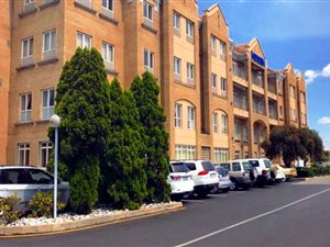 97 m² Office Space in Secunda