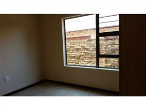 3 Bed Townhouse in New Redruth
