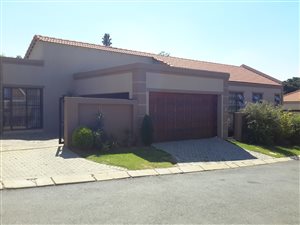 4 Bedroom House in Kyalami