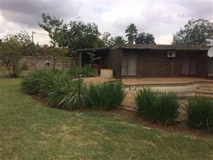 4 Bed House in Clayville