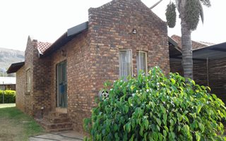 3 Bedroom House in Suiderberg