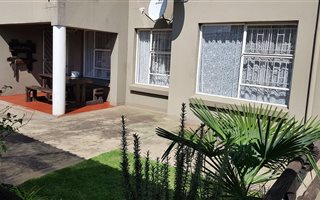 2 Bedroom Townhouse in Peacehaven