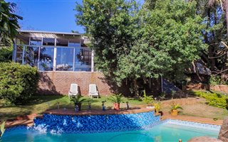 4 Bedroom House in Magalieskruin