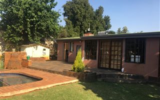 4 Bedroom House in Meyerspark