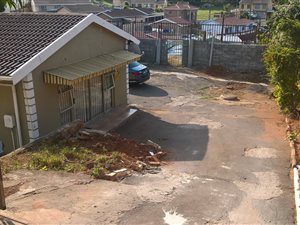 3 Bed House in Lotus Park