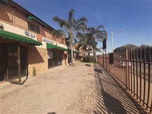 850 m² Commercial space in Alberton