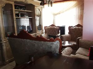 3 Bed House in Blomanda