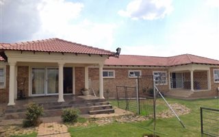 4 ha Farm in Mooiplaats AH