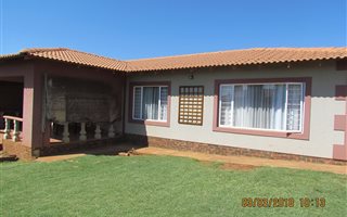 3 Bedroom House in Doringkruin