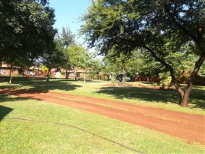 2 ha Farm in Annlin