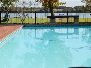 12 Bed House in Ardenwold