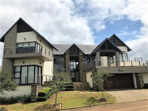 5 Bed House in Cotswold Downs Estate