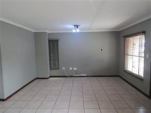 3 Bed Apartment in Whitney Gardens