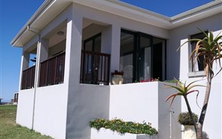 3 Bedroom House in Kidds Beach