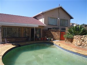 5 Bed House in Horison Park