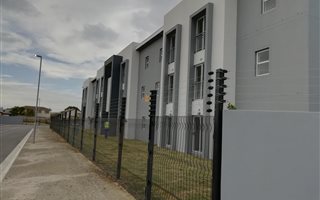2 Bedroom Townhouse in Bellville Central