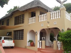 3 Bedroom House in Woodgrange