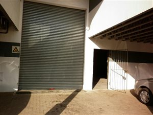 200 m² Industrial space in Park Rynie