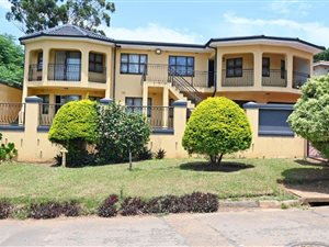 5 Bed House in Cato Manor