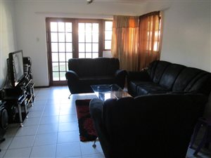 3 Bed Apartment in Meerensee