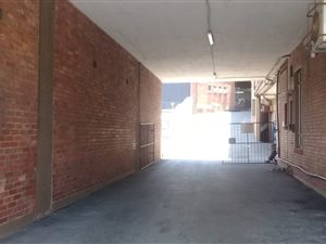 1100 m² Commercial space in Congella
