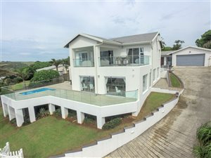 4 Bed House in Bazley Beach