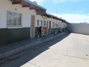 600 m² Industrial space in Dalview