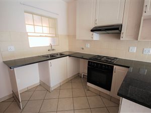 2 Bed Apartment in Silver Lakes