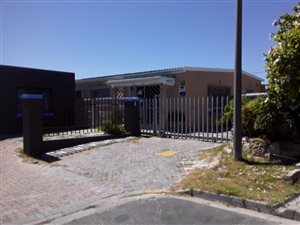 3 Bed House in Retreat