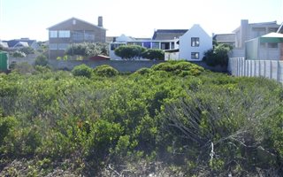798 m² Land available in Pearly Beach