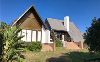 3 Bedroom House in Brenton on Sea