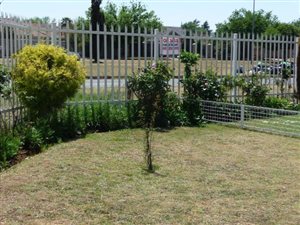 2 Bed Apartment in Farrarmere