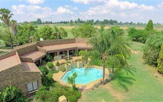 3.5 ha Smallholding in Sun Valley