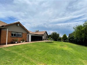 8 ha Farm in Tarlton