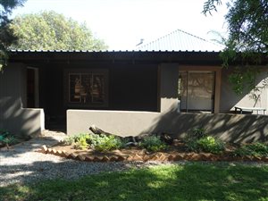 8.9 ha Farm in Tweefontein