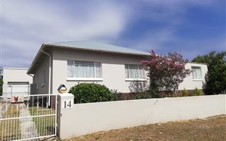 3 Bedroom House in Glenhurd