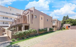 2 Bedroom Townhouse in Melrose North