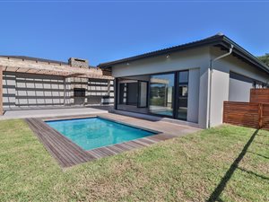5 Bed House in Brettenwood Coastal Estate