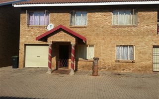 2 Bedroom Apartment in Rustenburg Central