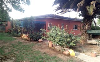 3 Bedroom House in Vanderbijlpark CW3