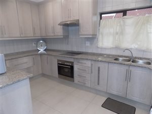 4 Bed House in Paradise